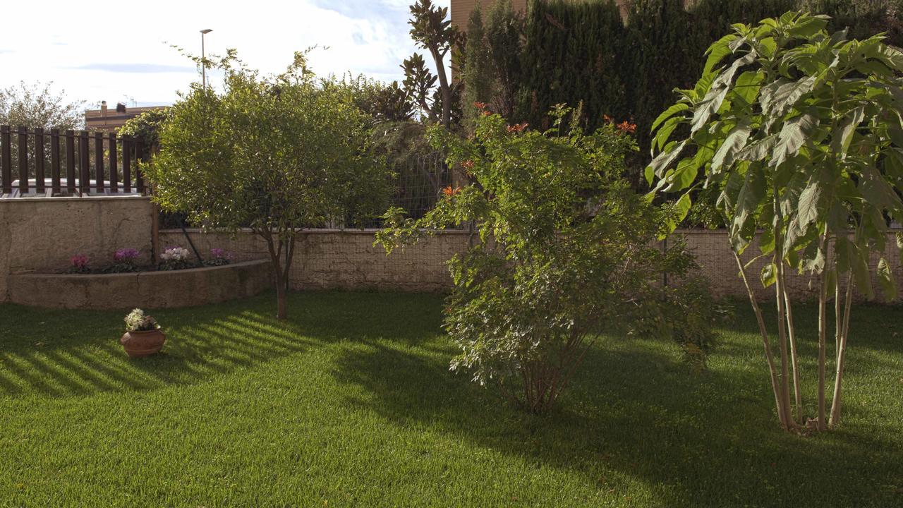 아칠리아 Il Giardino Dell'Eden B&B 외부 사진